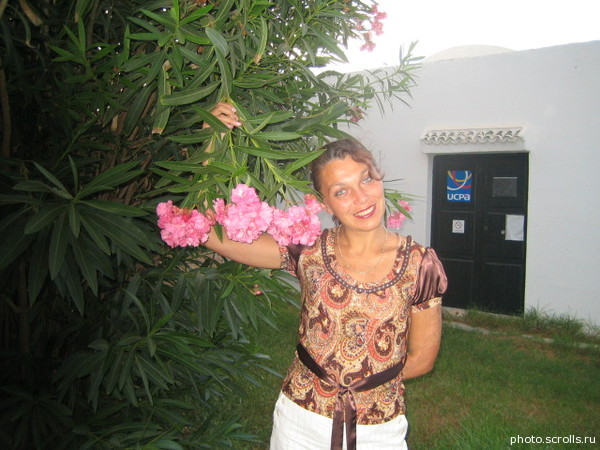 View prev photo