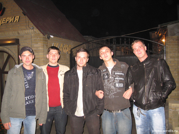 View prev photo