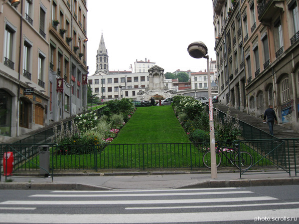 View next photo
