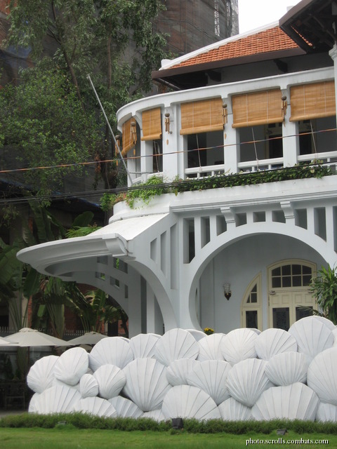 View prev photo