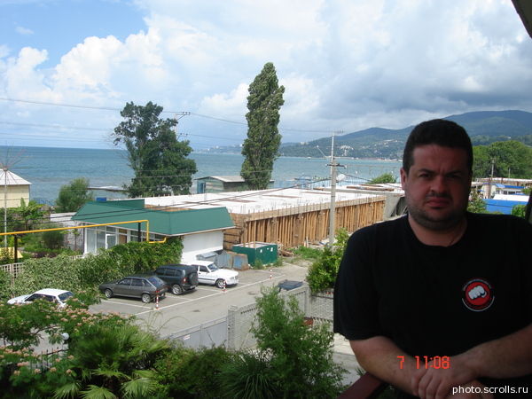 View prev photo
