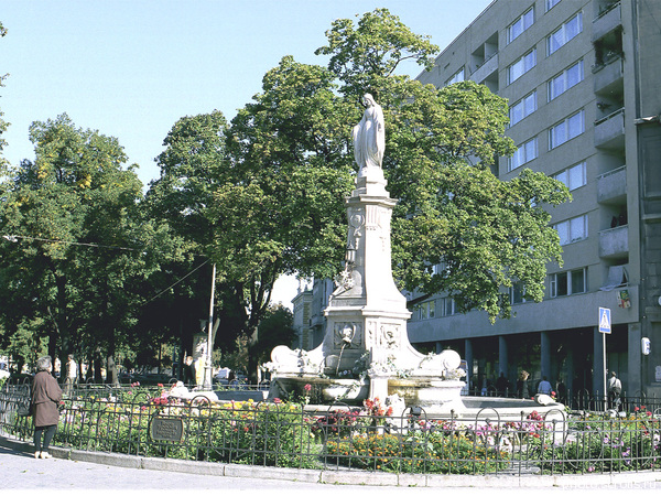 View prev photo