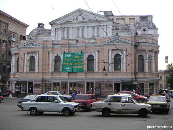 View prev photo