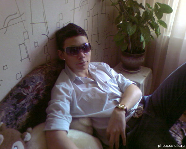 View prev photo