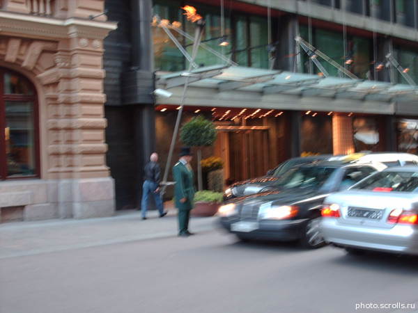 View prev photo