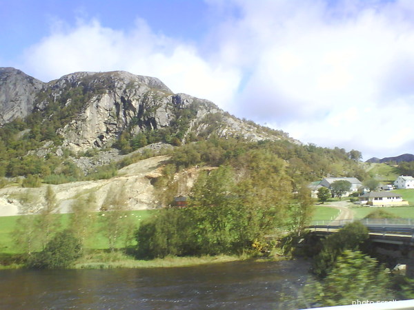 View prev photo