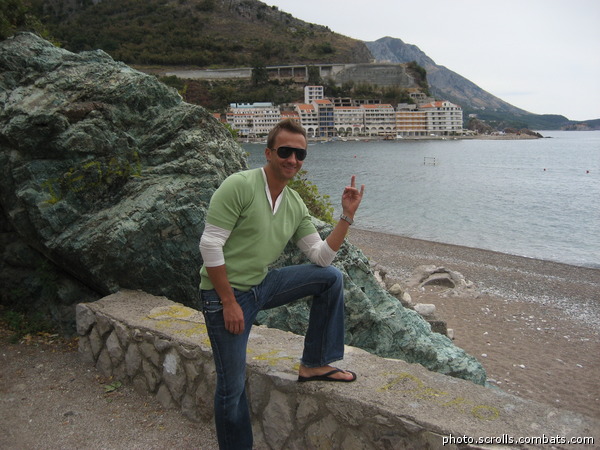 View prev photo