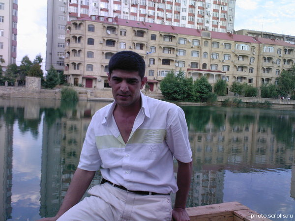 View prev photo