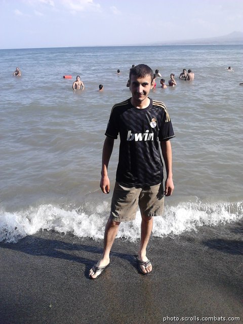 View prev photo