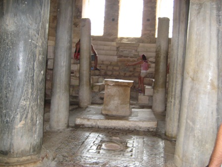 View prev photo