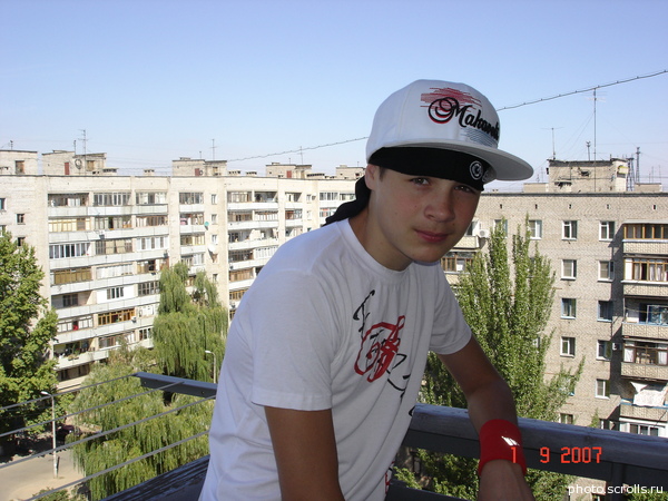 View prev photo