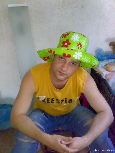 View prev photo