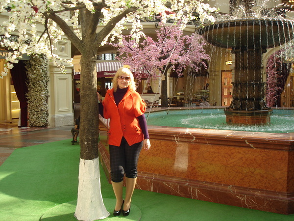 View prev photo