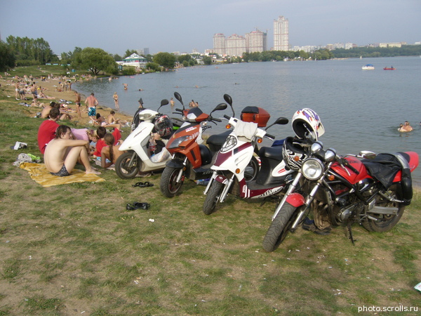 View prev photo