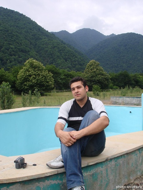View prev photo