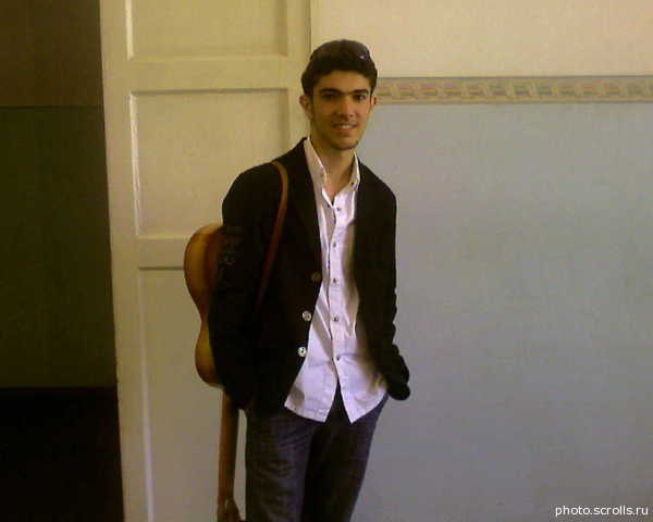 View prev photo