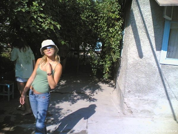 View prev photo