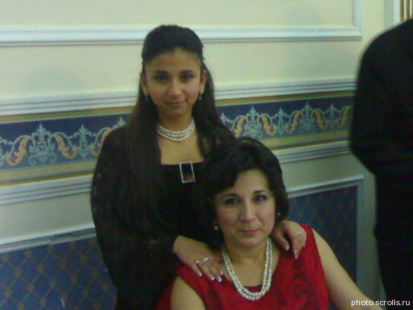 View prev photo