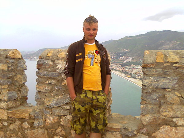 View prev photo