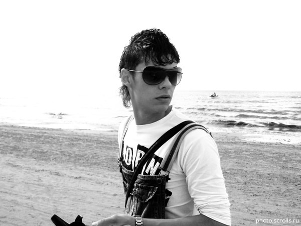 View prev photo