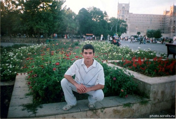 View prev photo