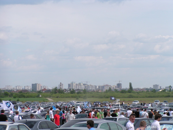 View prev photo