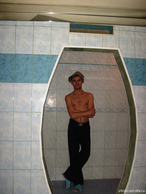 View prev photo