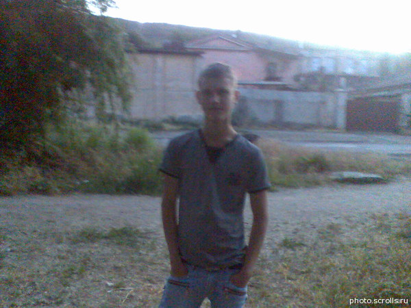 View prev photo