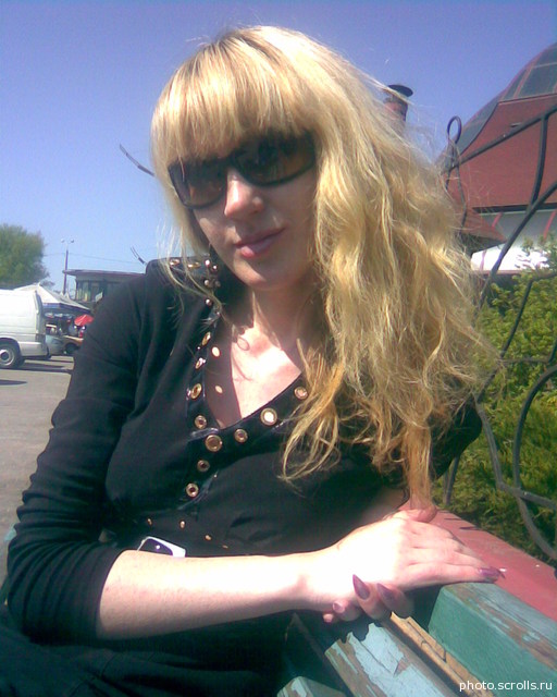 View prev photo