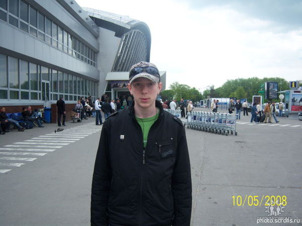 View prev photo