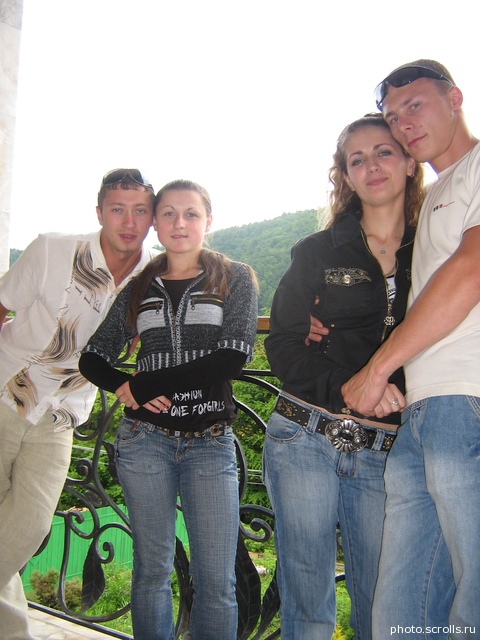 View prev photo