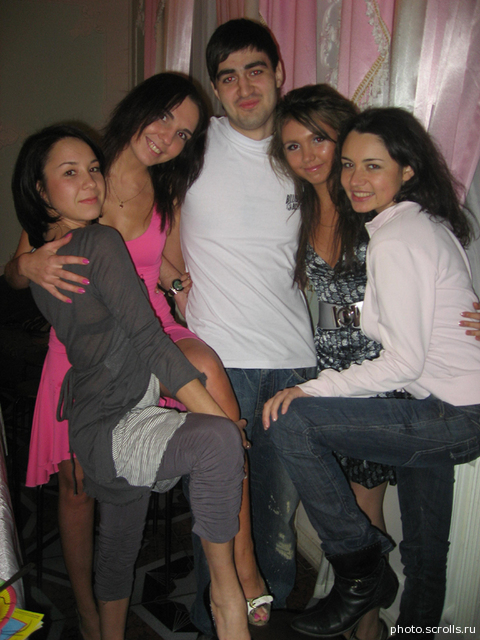 View prev photo
