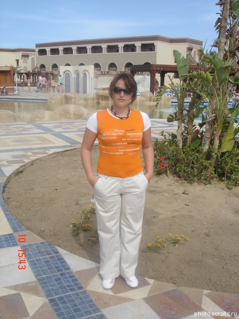 View prev photo