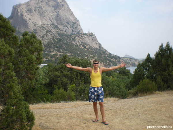 View prev photo