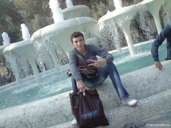 View prev photo