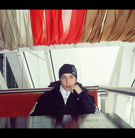 View prev photo