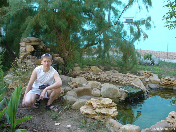 View prev photo