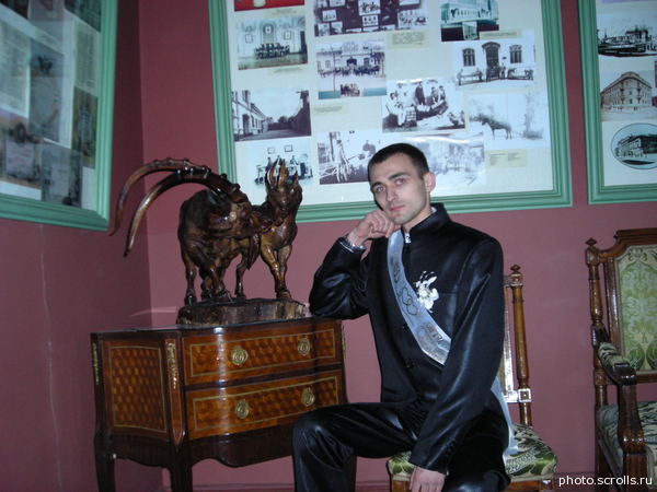 View prev photo