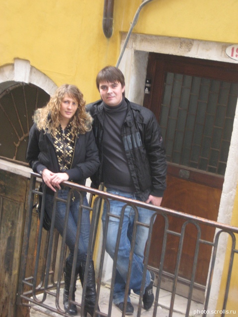 View prev photo