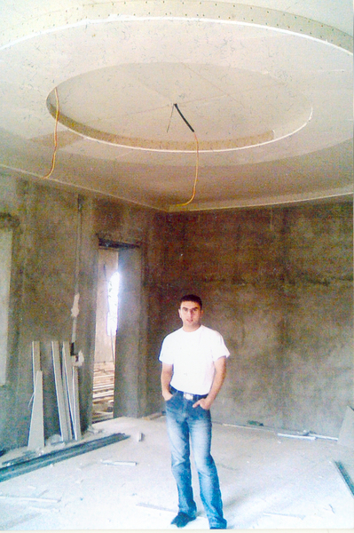 View prev photo