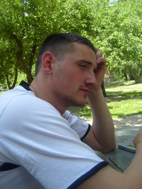 View prev photo