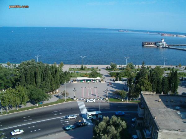 View prev photo