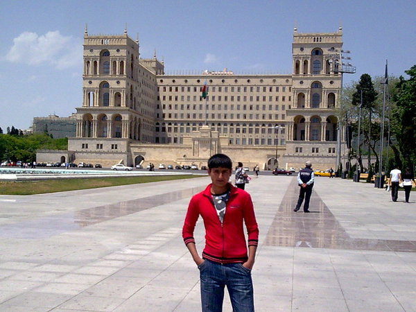 View prev photo