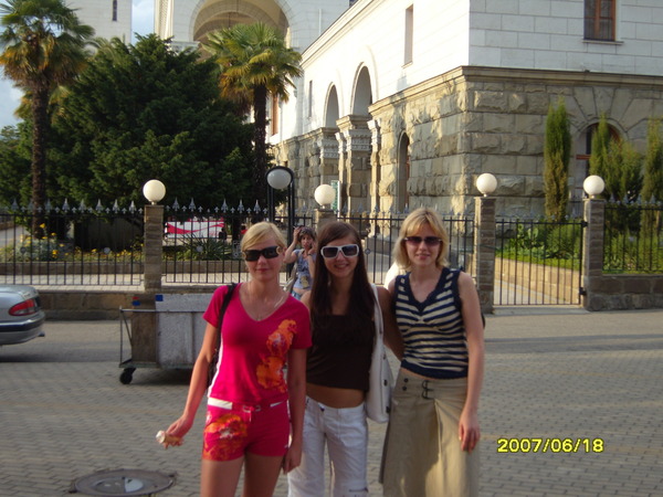 View prev photo