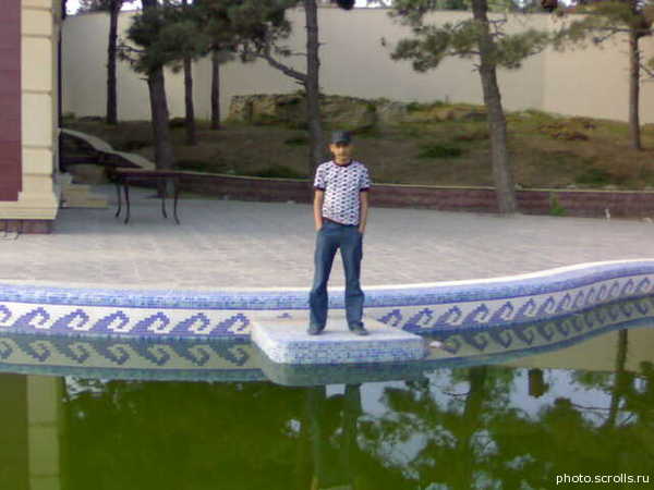 View prev photo