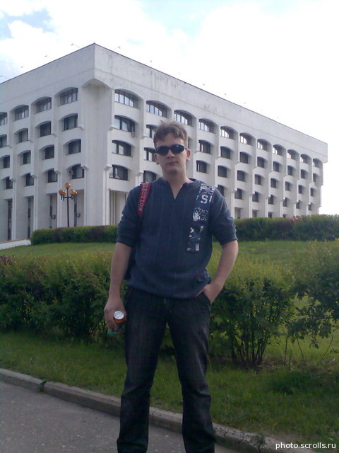 View prev photo