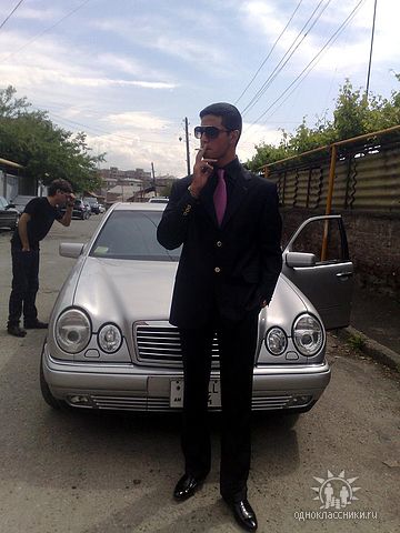 View prev photo