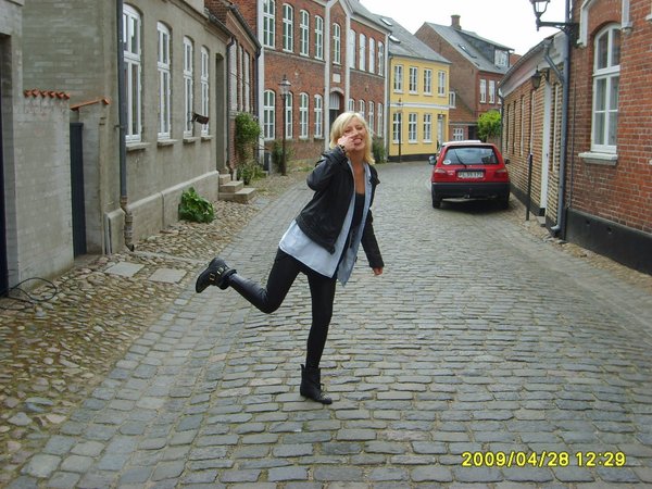 View prev photo