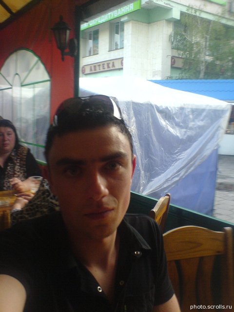 View prev photo