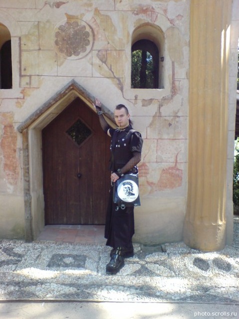 View prev photo